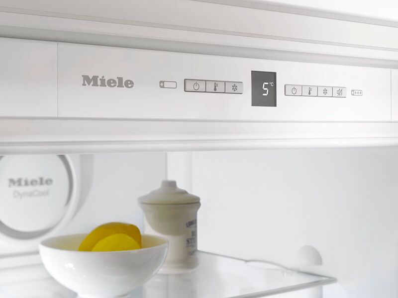 Почему холодильник работает без остановки? Что делать?